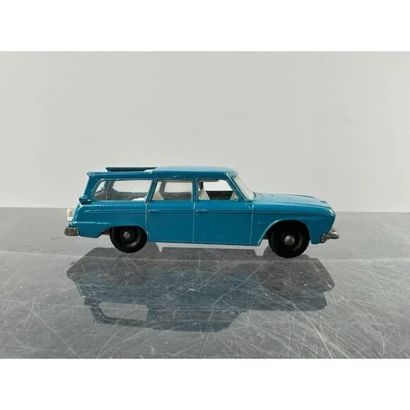MATCHBOX LESNEY 9 BOAT AND TRAILER & STUDEBAKER 42 Made England